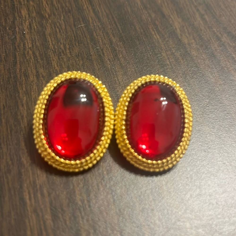GJD Ginnie Johasen Dansen VinyClip On Earrings Gold Tone Red Stone